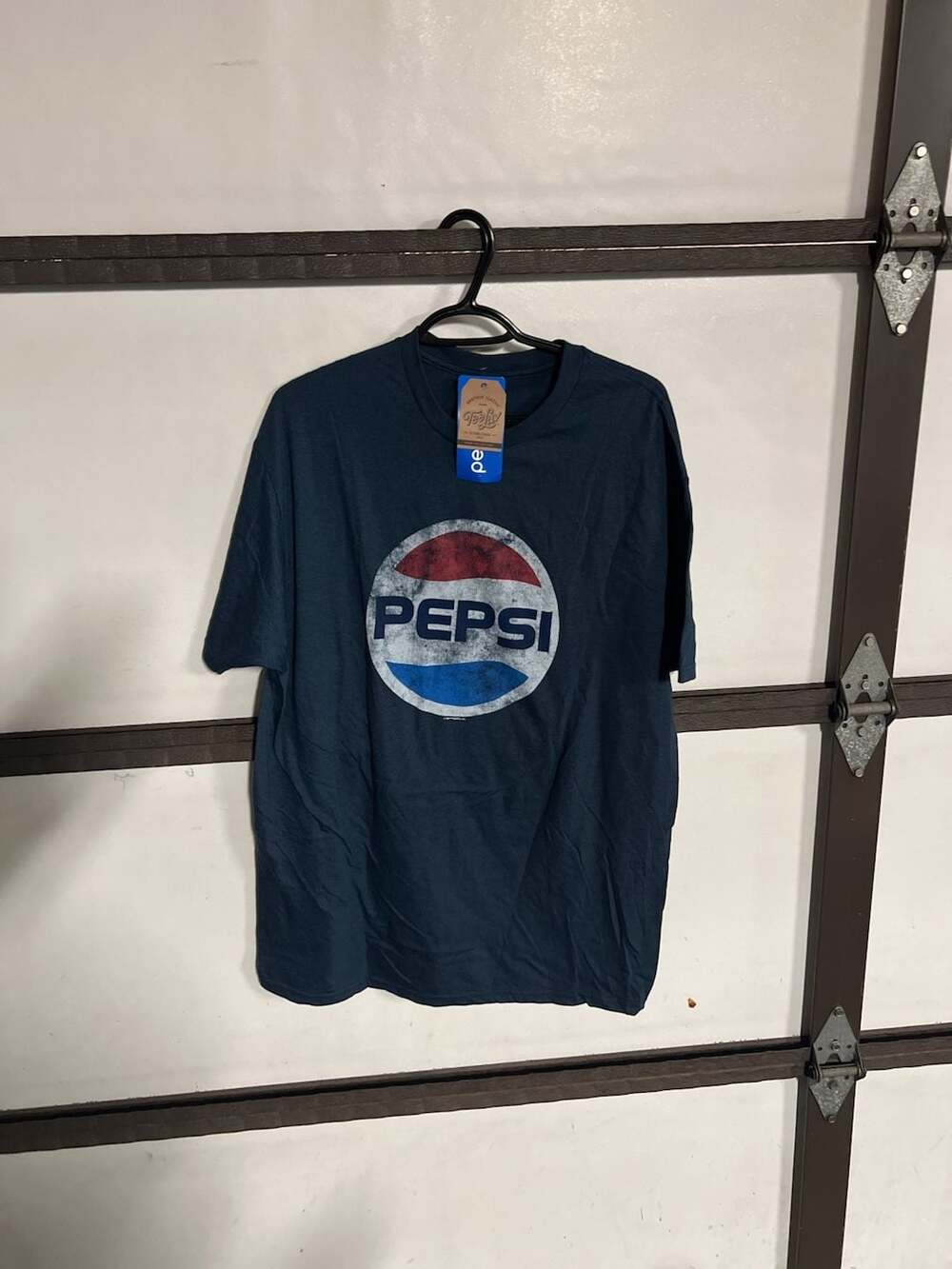 Tee Luv Pepsi Distressed Classic Logo Navy T-Shirt